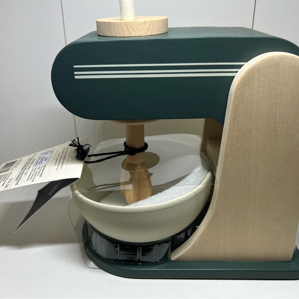 LAST ONE - NEW Hearth & Hand Kids Kitchen Mixer - With Magnolia - Picture 5 of 7